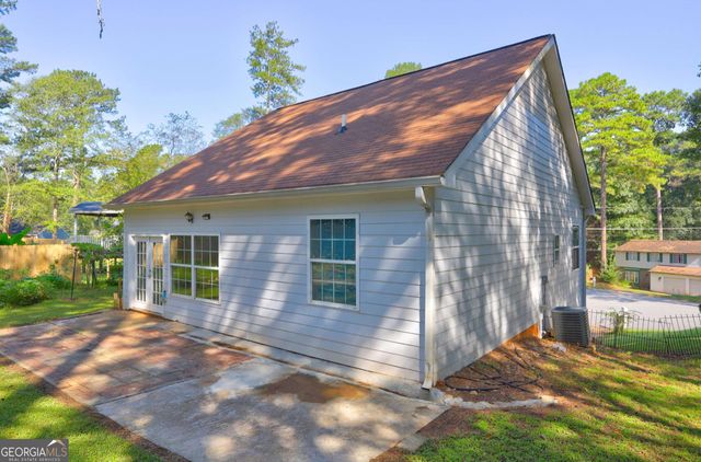 4831 Oak Path, Stone Mountain, GA 30088