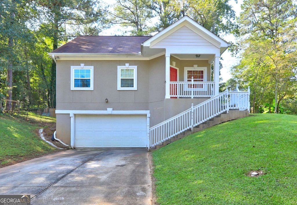 4831 Oak Path, Stone Mountain, GA 30088