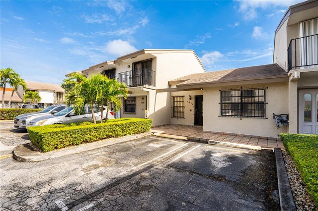 5334 W 24th Ave 131, Hialeah, FL 33016