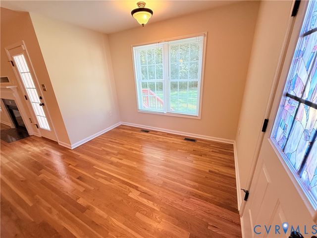 6086 Tara Dr, Sutherland, VA 23885
