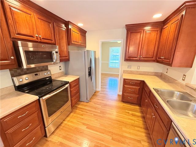 6086 Tara Dr, Sutherland, VA 23885