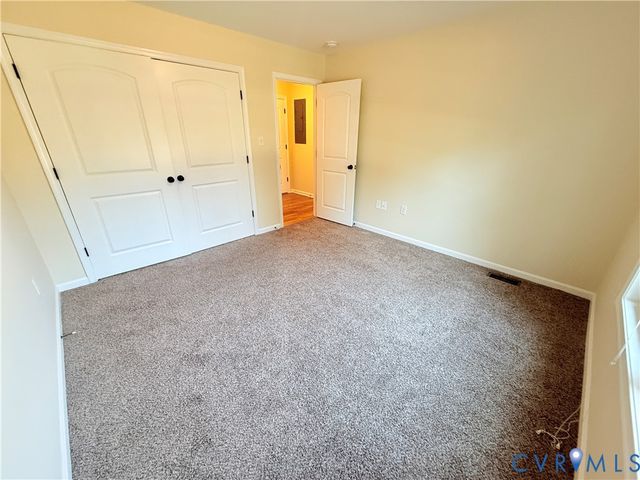 6086 Tara Dr, Sutherland, VA 23885