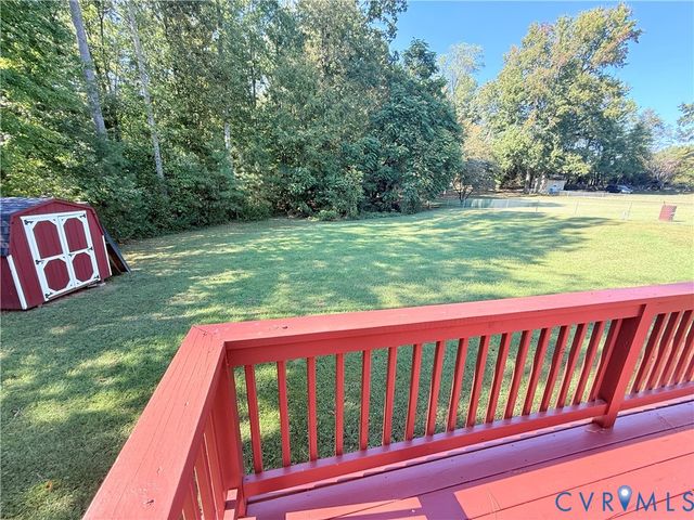 6086 Tara Dr, Sutherland, VA 23885