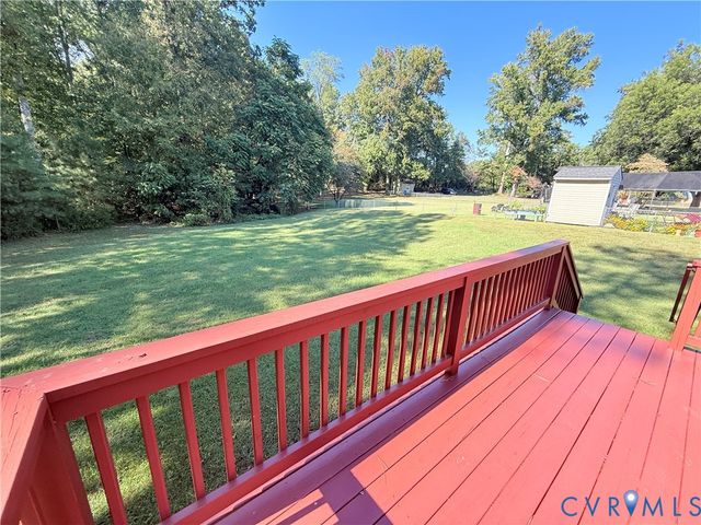 6086 Tara Dr, Sutherland, VA 23885