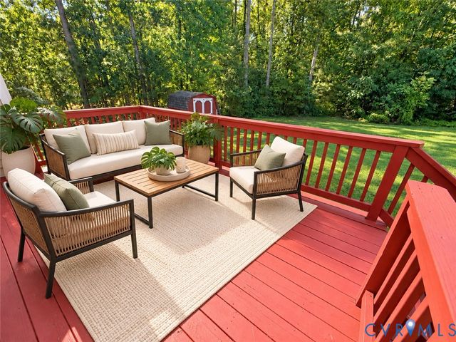 6086 Tara Dr, Sutherland, VA 23885