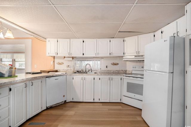 109 Village Ct., Murrells Inlet, SC 29576