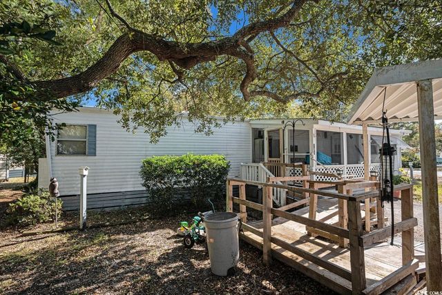 109 Village Ct., Murrells Inlet, SC 29576