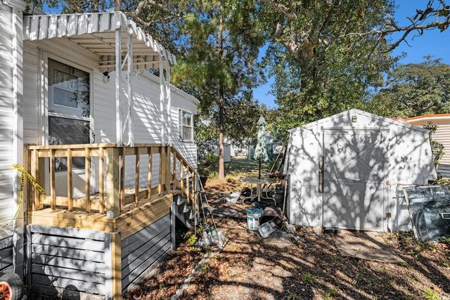 109 Village Ct., Murrells Inlet, SC 29576