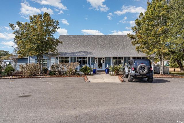 109 Village Ct., Murrells Inlet, SC 29576