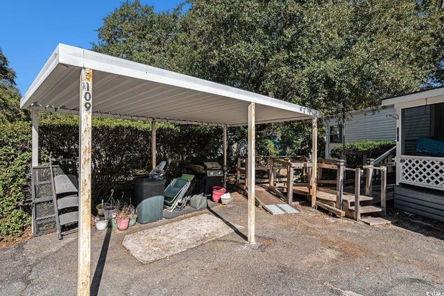 109 Village Ct., Murrells Inlet, SC 29576