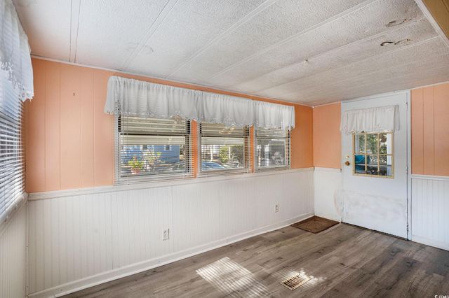 109 Village Ct., Murrells Inlet, SC 29576