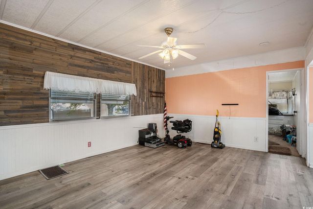 109 Village Ct., Murrells Inlet, SC 29576