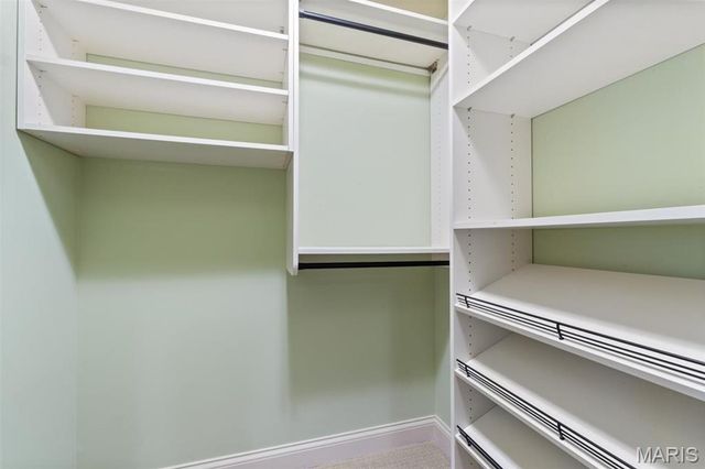 730 Cedar Field Court, Town And Country, MO 63017