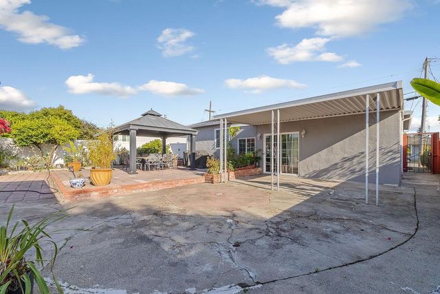 1025 Burkhart Avenue, San Leandro, CA 94579