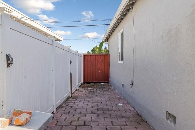 1025 Burkhart Avenue, San Leandro, CA 94579