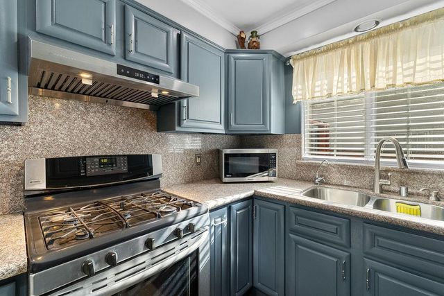1025 Burkhart Avenue, San Leandro, CA 94579
