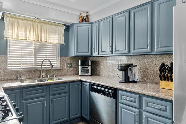 1025 Burkhart Avenue, San Leandro, CA 94579