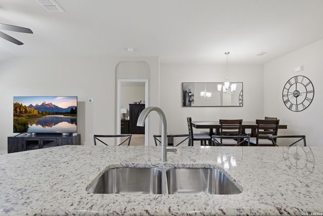 12053 Pearl Jubilee, San Antonio, TX 78245