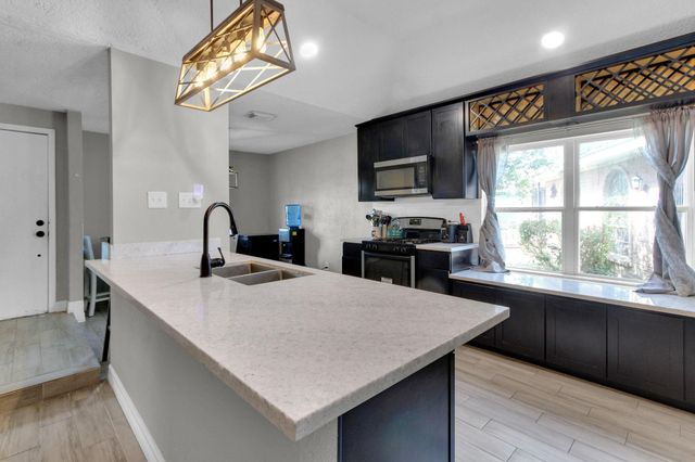 12202 Roandale Drive, Houston, TX 77048