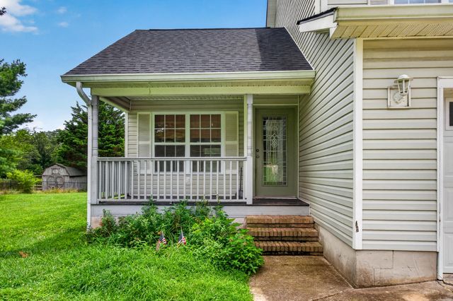 384 Miller Road, Signal Mountain, TN 37377