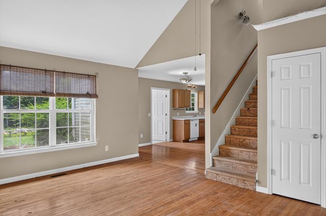 384 Miller Road, Signal Mountain, TN 37377