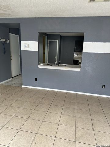 9606 arcade, San Antonio, TX 78239