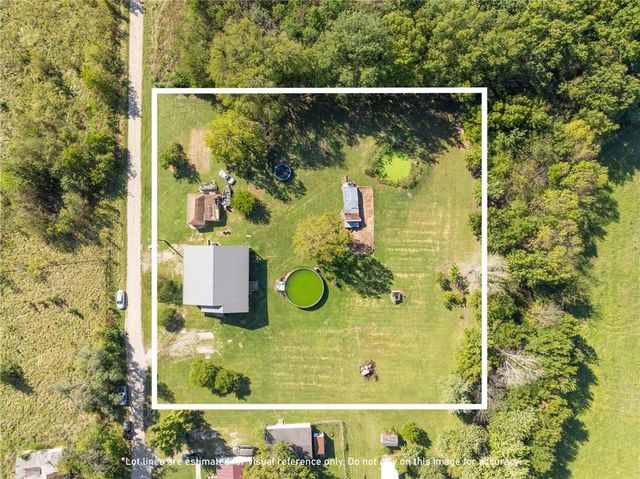 671 NE 750 Road, Knob Noster, MO 65336