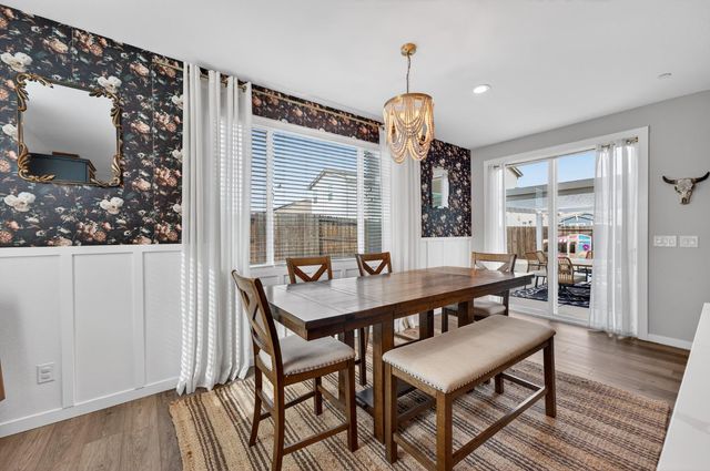 812 Cross Creek Ln, Lincoln, CA 95648