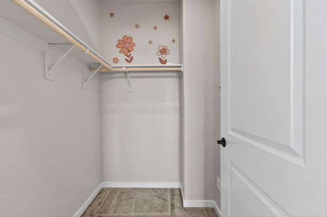 812 Cross Creek Ln, Lincoln, CA 95648