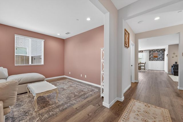 812 Cross Creek Ln, Lincoln, CA 95648