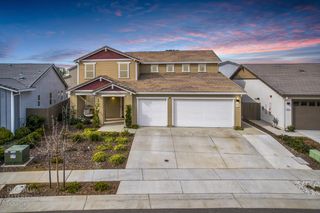 812 Cross Creek Ln, Lincoln, CA 95648