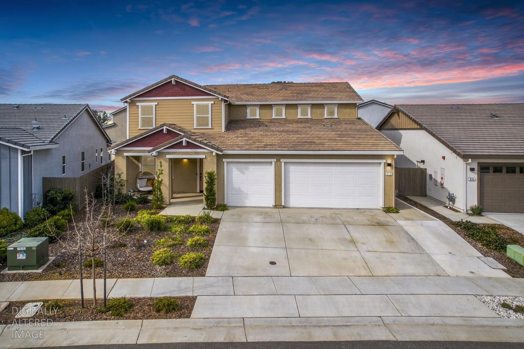 812 Cross Creek Ln, Lincoln, CA 95648