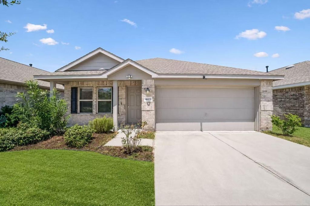 4603 Summer Teton Trail, Baytown, TX 77521