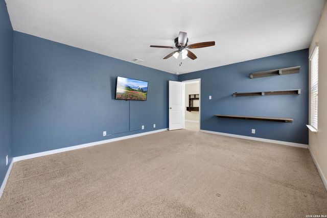 10903 Roaming Holw, San Antonio, TX 78254