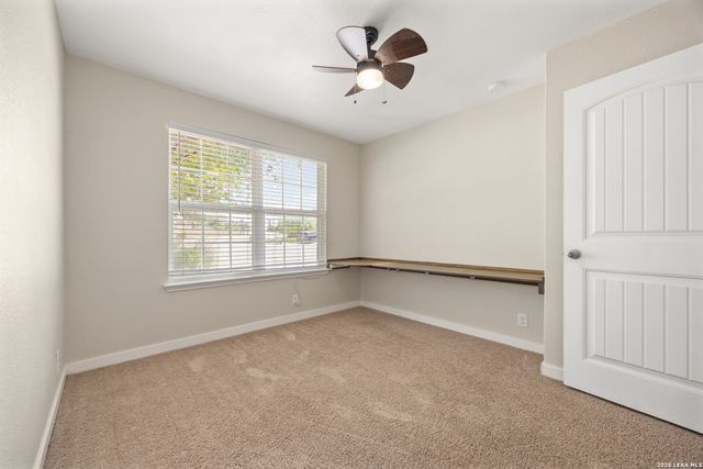 10903 Roaming Holw, San Antonio, TX 78254