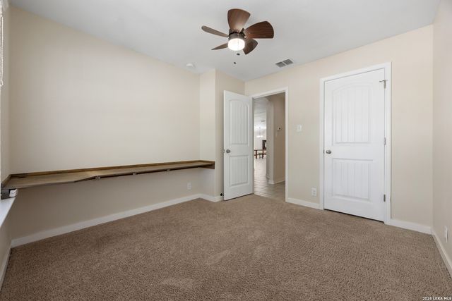 10903 Roaming Holw, San Antonio, TX 78254