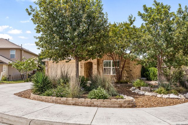 10903 Roaming Holw, San Antonio, TX 78254