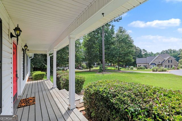 84 Hidden Lakes Court, Newnan, GA 30263