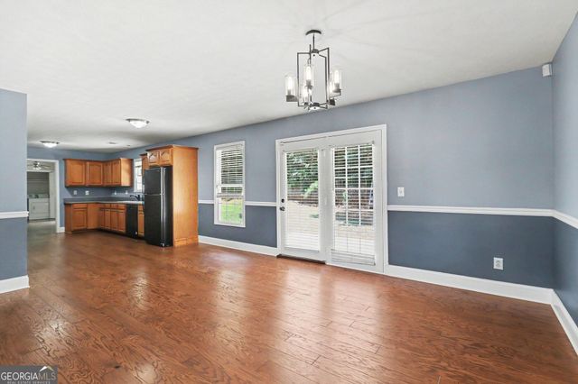 84 Hidden Lakes Court, Newnan, GA 30263