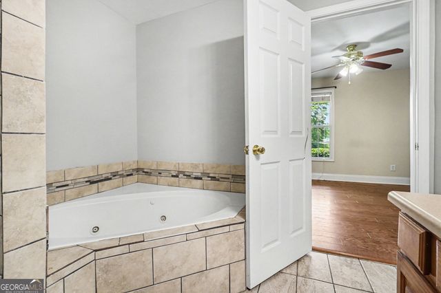 84 Hidden Lakes Court, Newnan, GA 30263