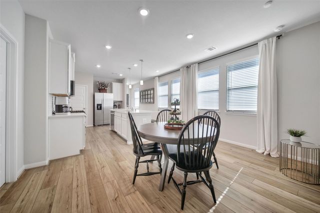 7071 Silverleaf Oak Street, Conroe, TX 77304