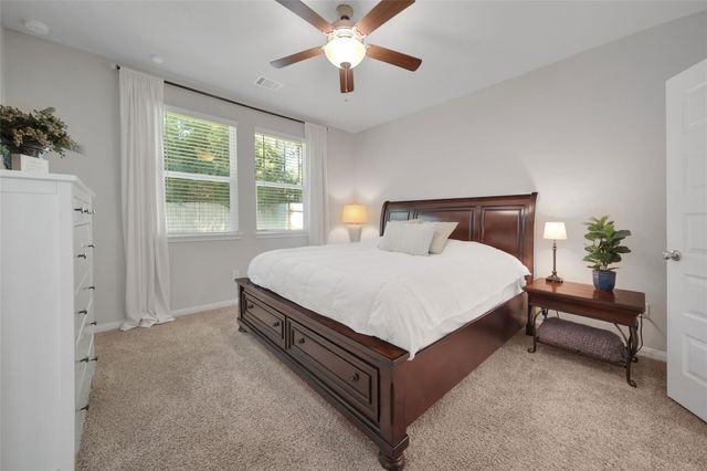 7071 Silverleaf Oak Street, Conroe, TX 77304