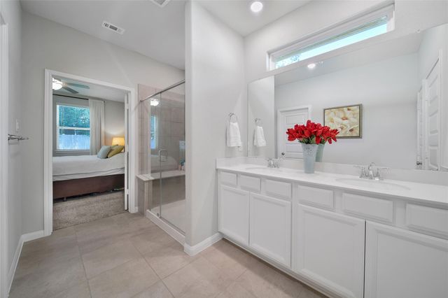 7071 Silverleaf Oak Street, Conroe, TX 77304