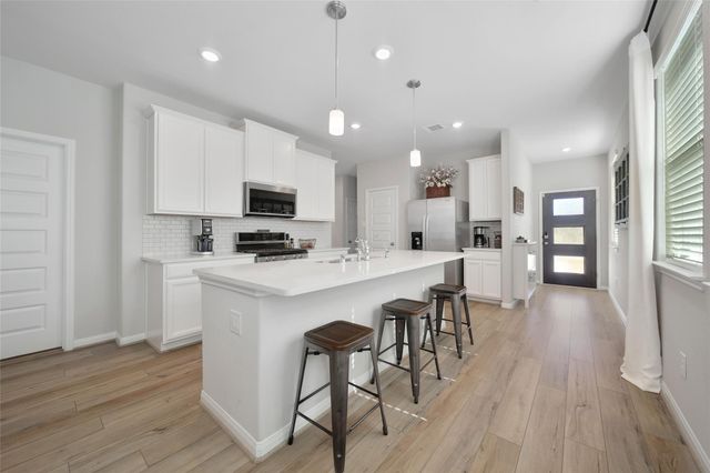 7071 Silverleaf Oak Street, Conroe, TX 77304