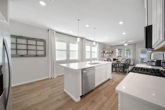 7071 Silverleaf Oak Street, Conroe, TX 77304