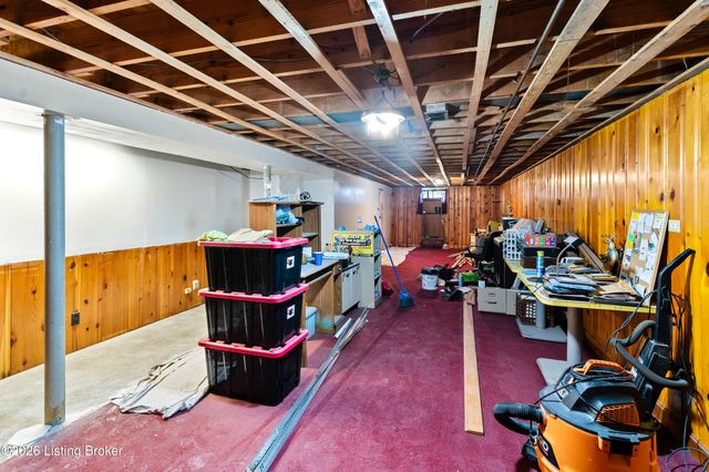 4902 Kay Ave, Jeffersontown, KY 40299