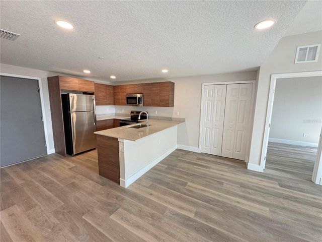 4424 S TEXAS AVENUE 1-320, Orlando, FL 32839