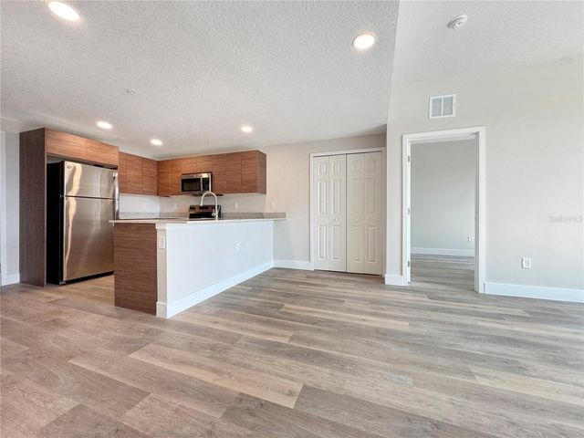 4424 S TEXAS AVENUE 1-320, Orlando, FL 32839