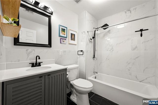 606 18th Street, Newark, NJ 07103