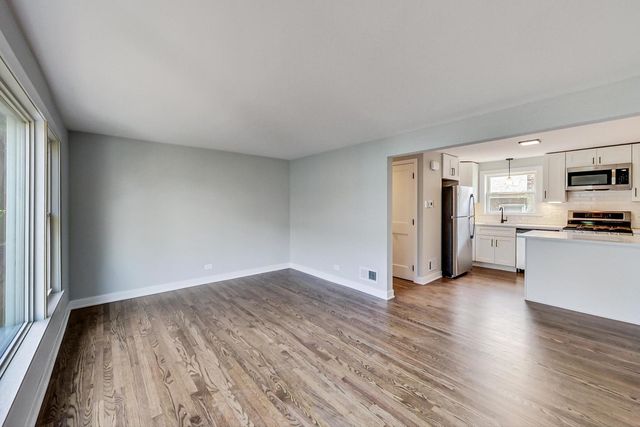 11106 S Washtenaw Avenue 1E, Chicago, IL 60655